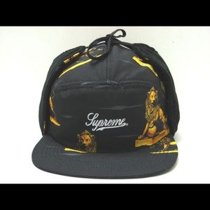 Supreme lion trail hat