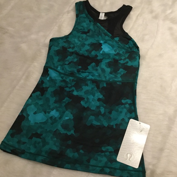 NWT Lululemon Meshed Up Tank - Picture 2 of 6