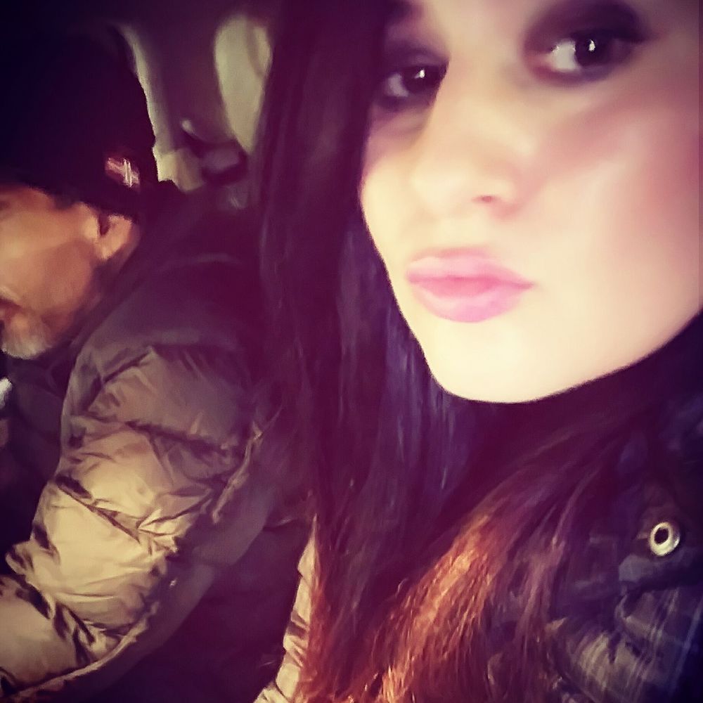 Meet your Posher, Hendricks