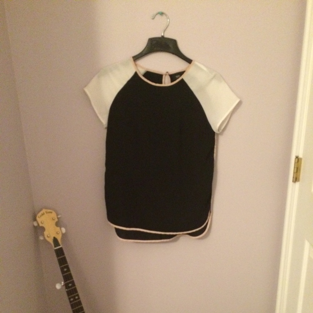 Black and white blouse shirt