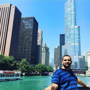 Meet your Posher, Izzet