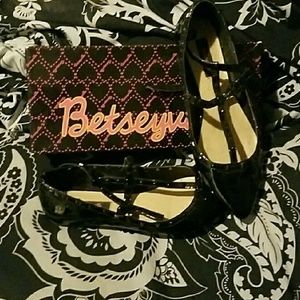 Used Betseyville Black Flats-By Betsey J: NWOT