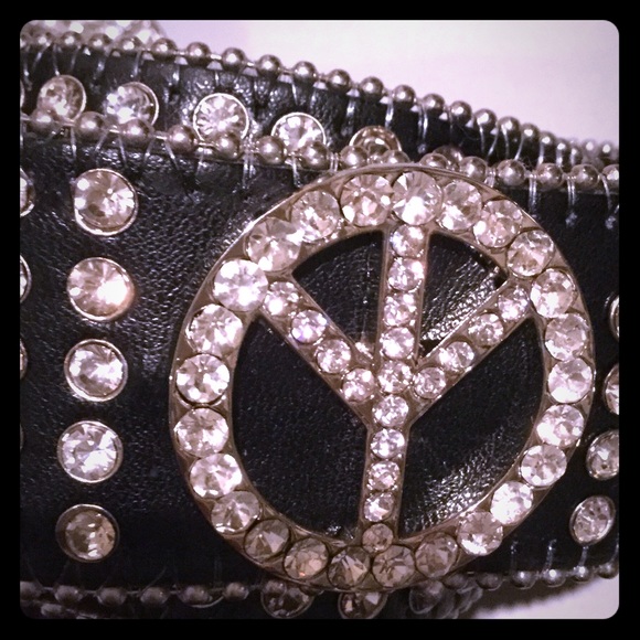 Barely Used : AUTHENTIC SWAROVSKI CRYSTAL BELT - Picture 4 of 4