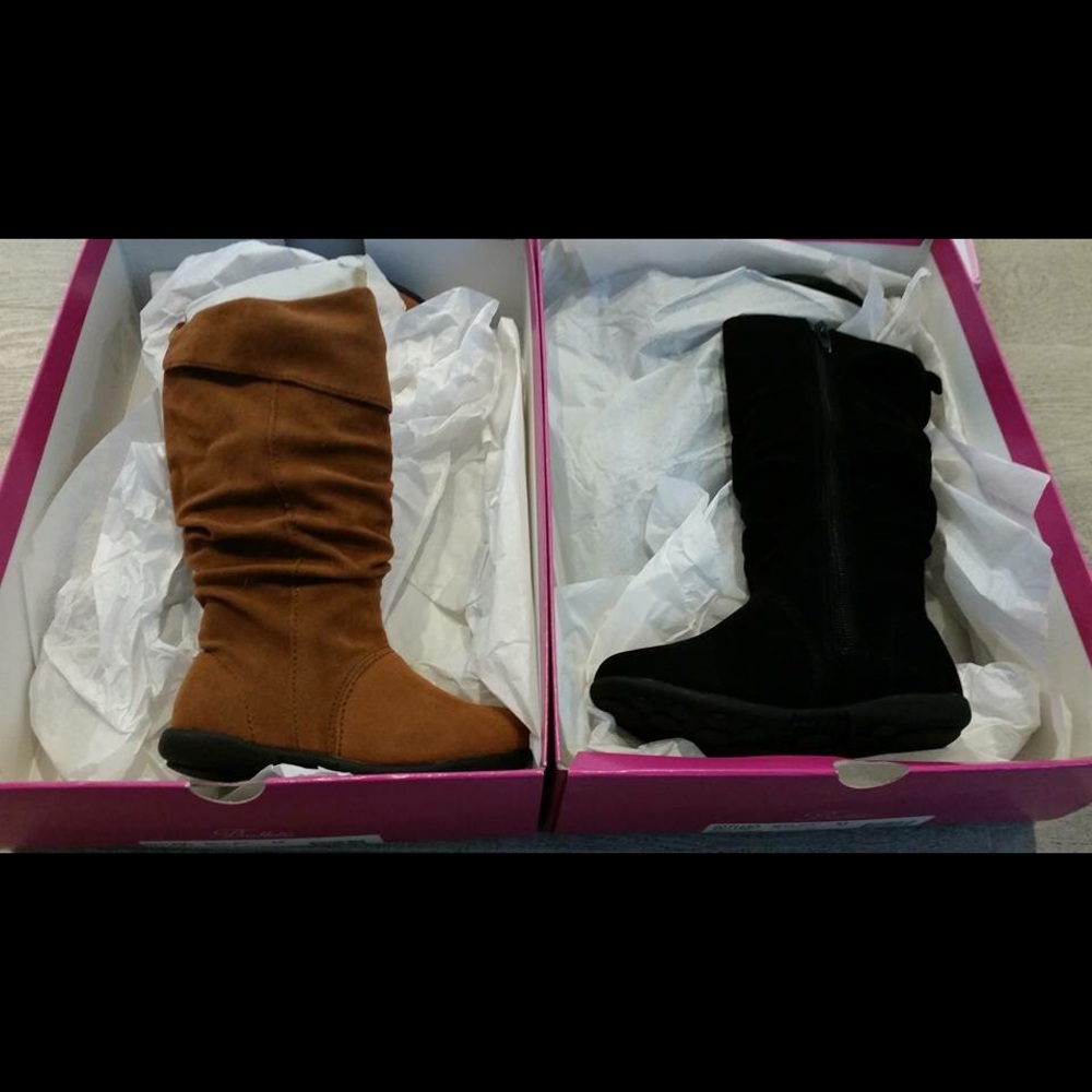 Girls suede boots European size 24 = 7-7.5