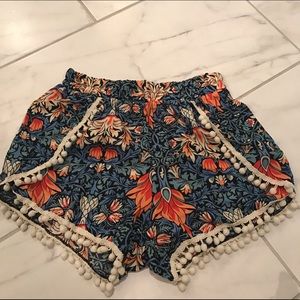 Pom Pom beach shorts