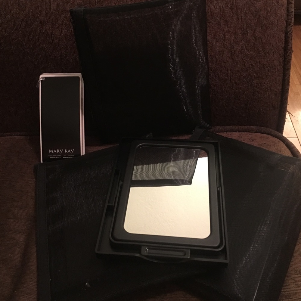 Mary Kay mirrors and foundation finder
