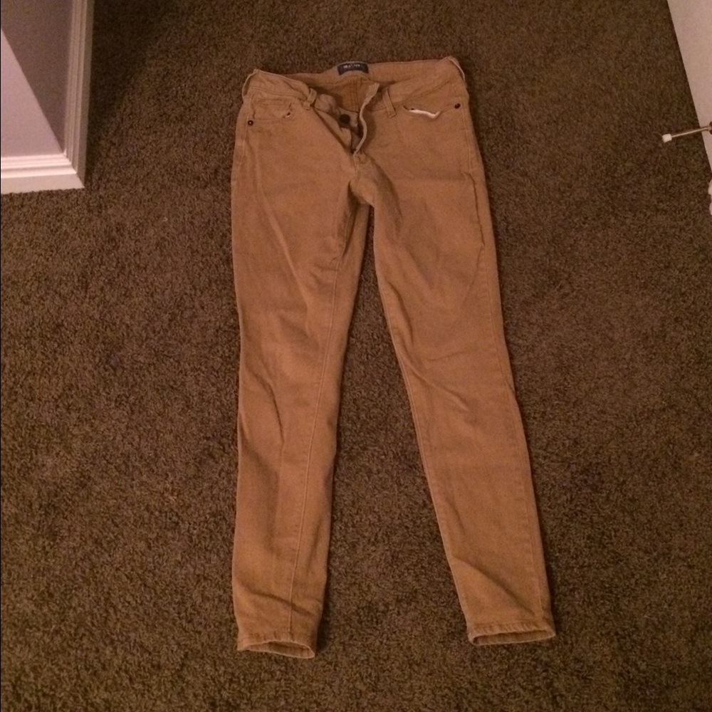 Tan skinny jeans