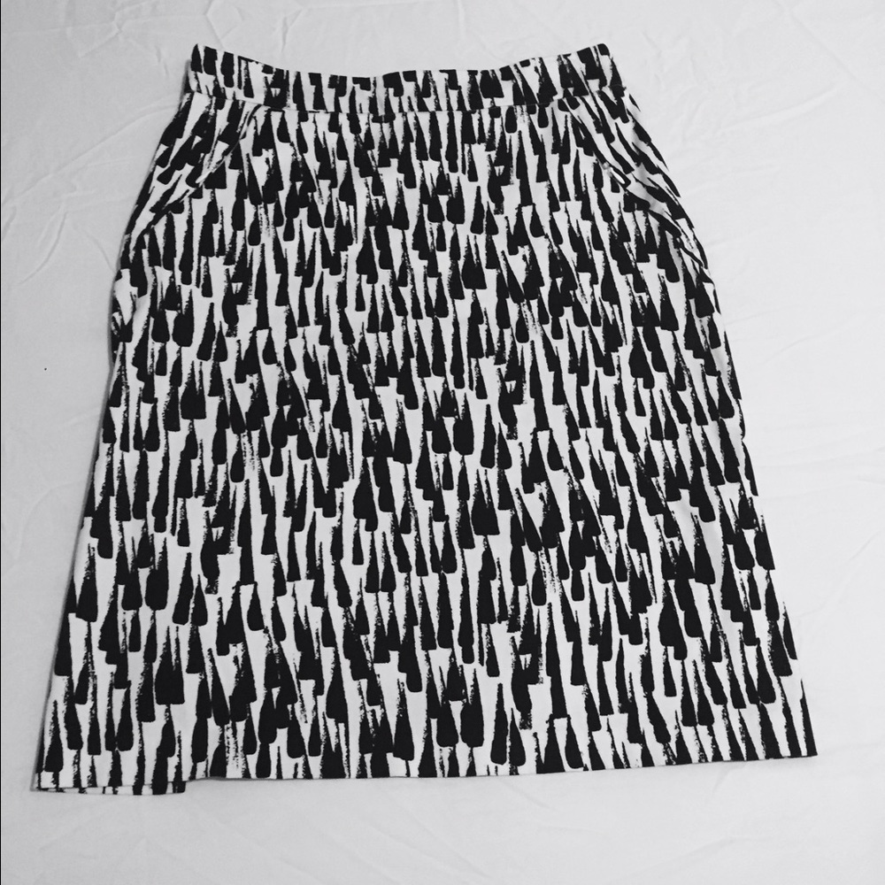 Pencil skirt