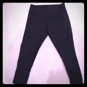RARE Black lululemon capris w/sexy back sheer calf