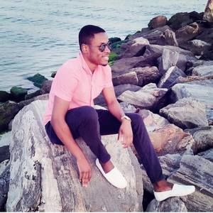 Meet your Posher, Jenoy