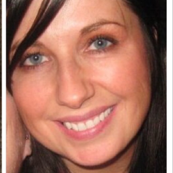 Meet your Posher, Victoria - Picture 1 of 1