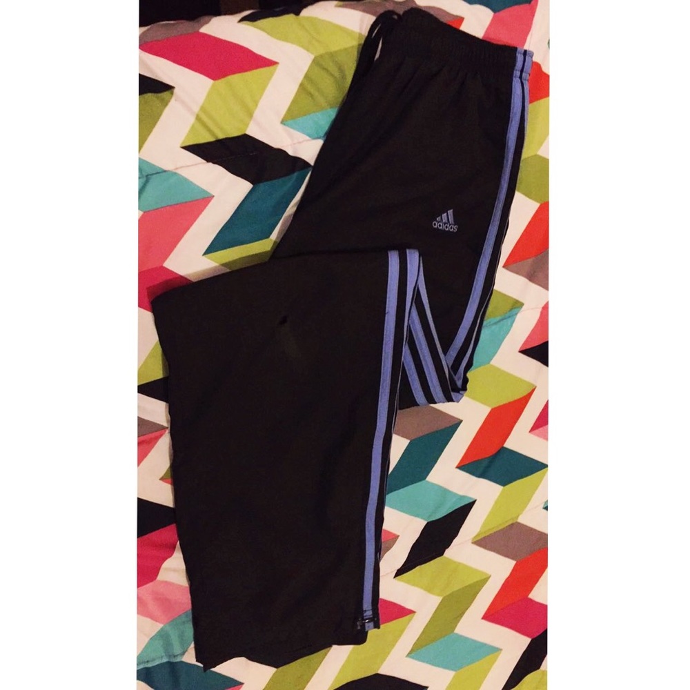 Adidas💕 - Picture 2 of 2