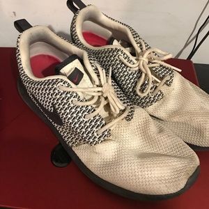 Nike Roshes