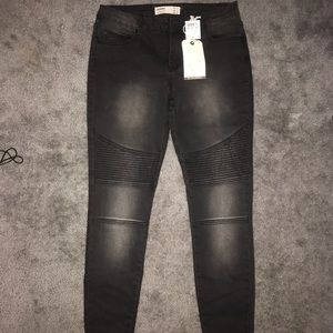 Black ribbed jeans from cotton on