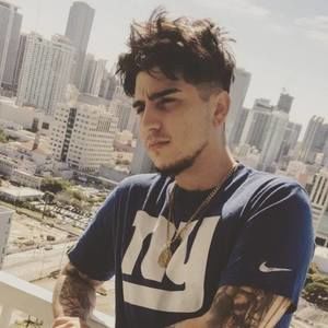 Meet your Posher, Charles