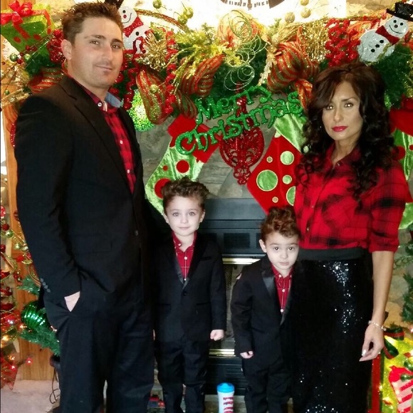 Please LIKE, SHARE, and FOLLOW! - Picture 3 of 4