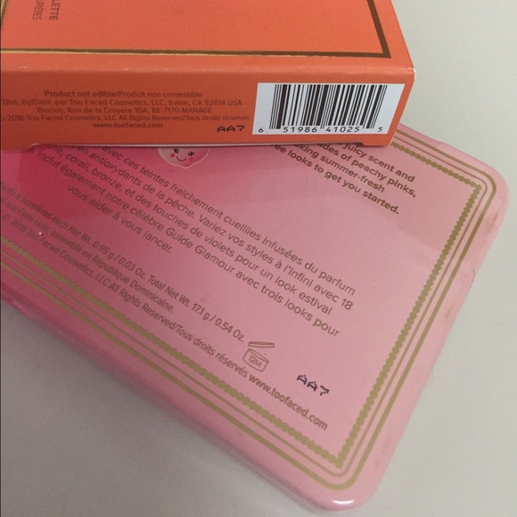 Too Faced Sweet Peach Eyeshadow Palette - Picture 8 of 8