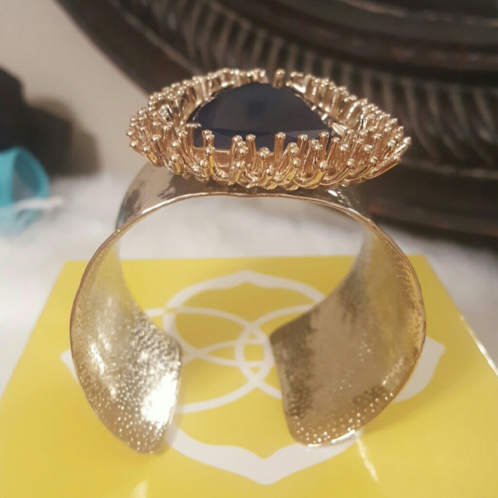 SOLD Kendra Scott Bracelet - Picture 4 of 6