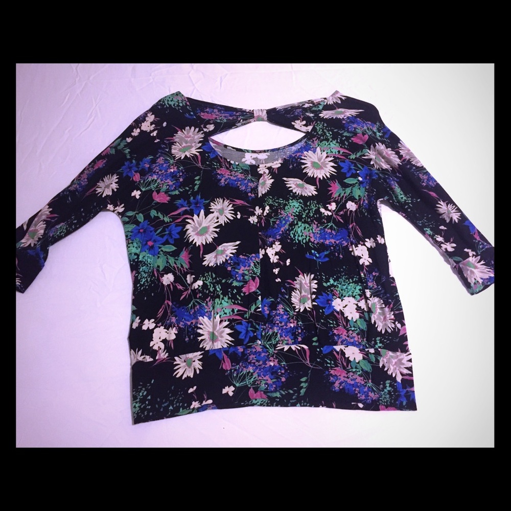 Floral top