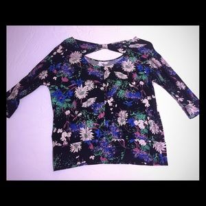 Floral top