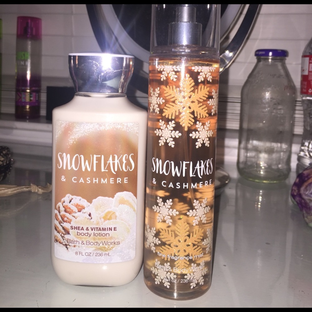 NEW Snowflakes & Cashmere Lotion and Fragrance Duo