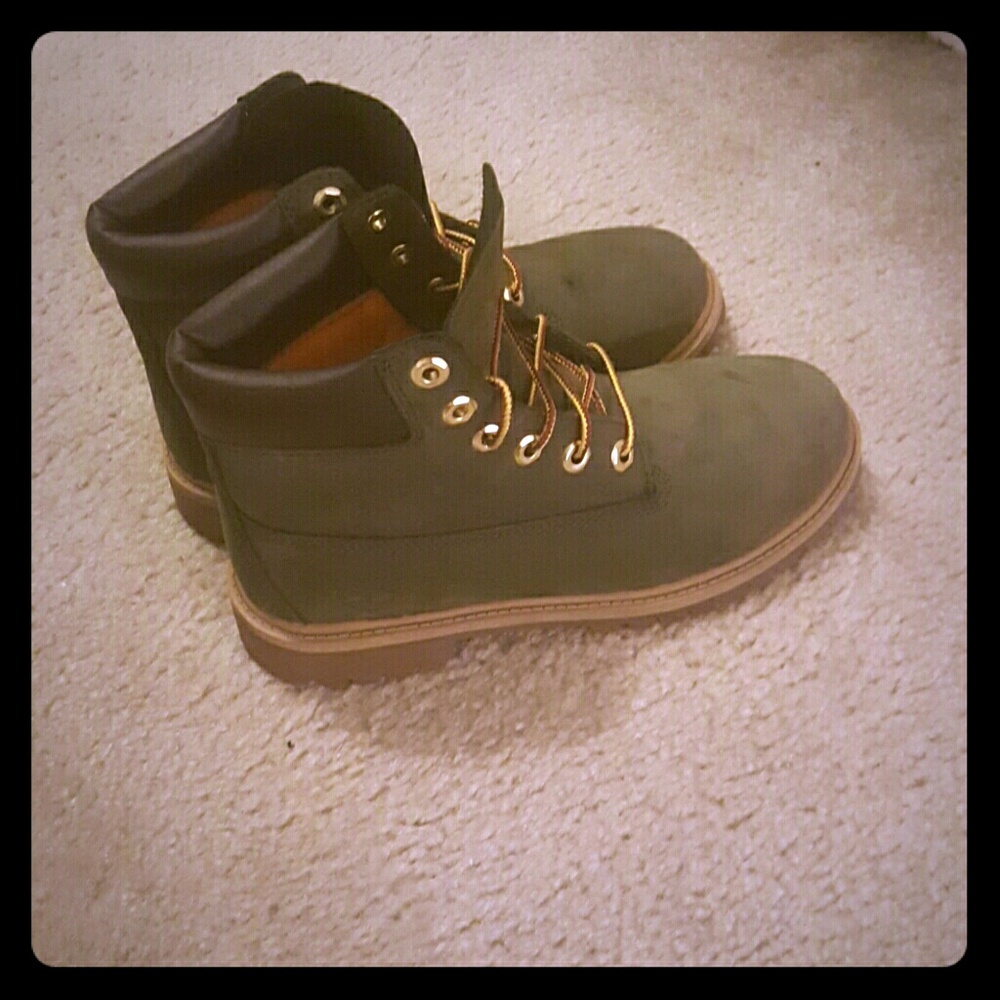 Olive green big kids authenic Timberland's