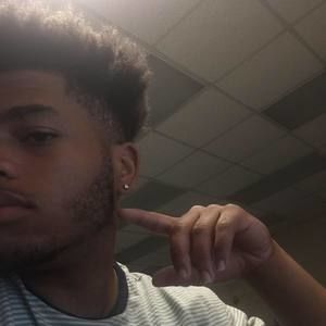 Meet your Posher, Darien