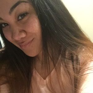 Meet your Posher, Sioana