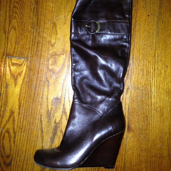 Ladies guess leather boots like new - Picture 3 of 4