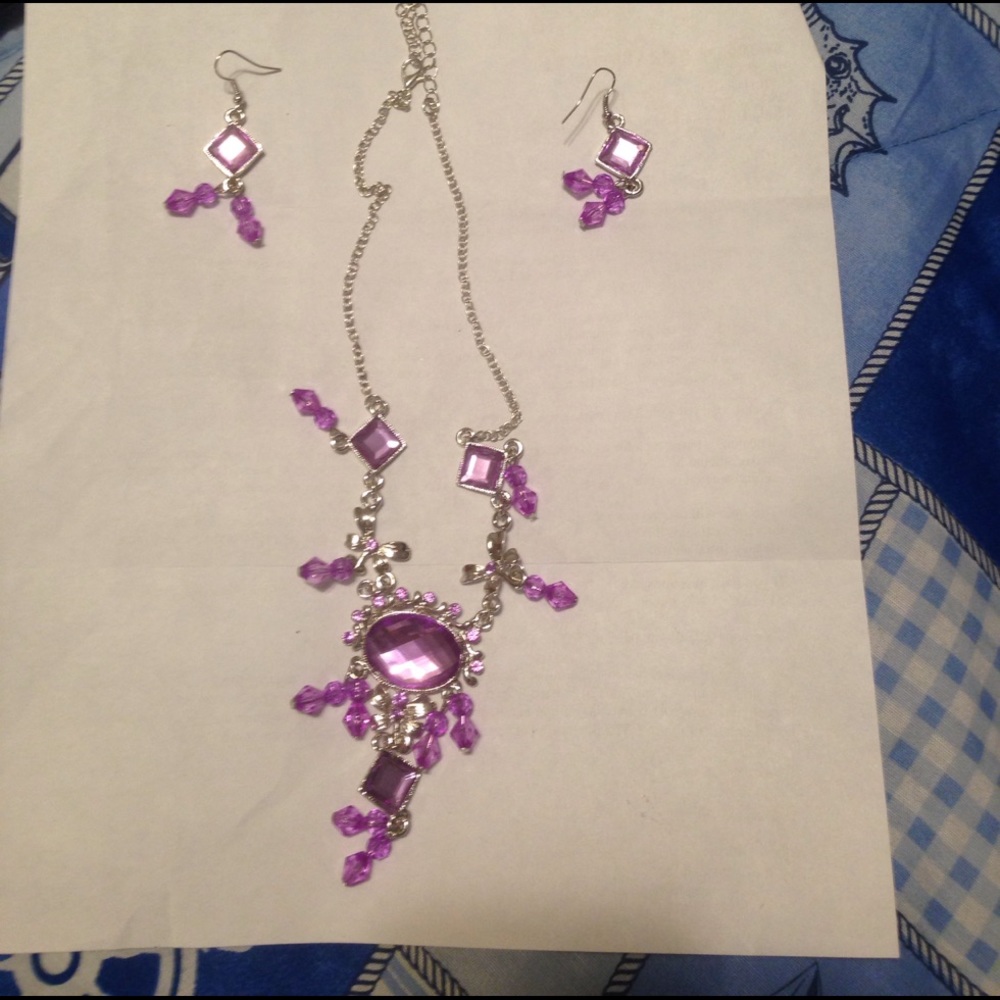 Necklace and earrings