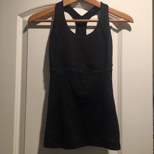 NWOT Lululemon workout top