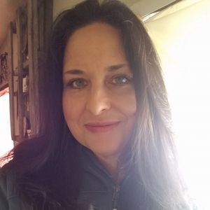 Meet your Posher, April