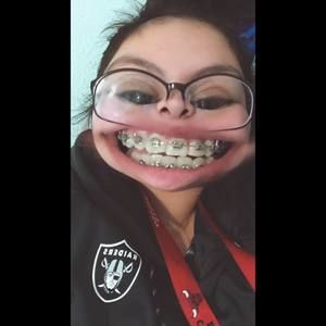 Meet your Posher, Ariana