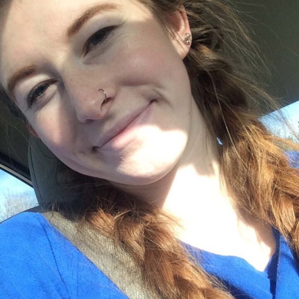 Meet your Posher, Chloe