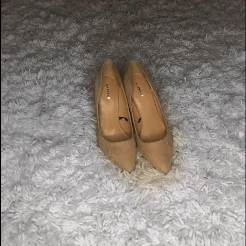 Nude heels