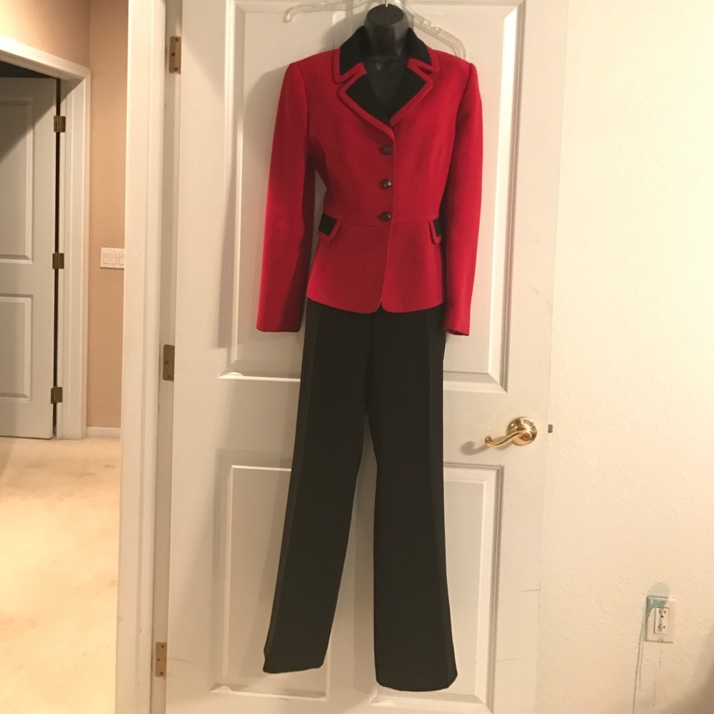 Red & Black Tahari Pantsuit Suite