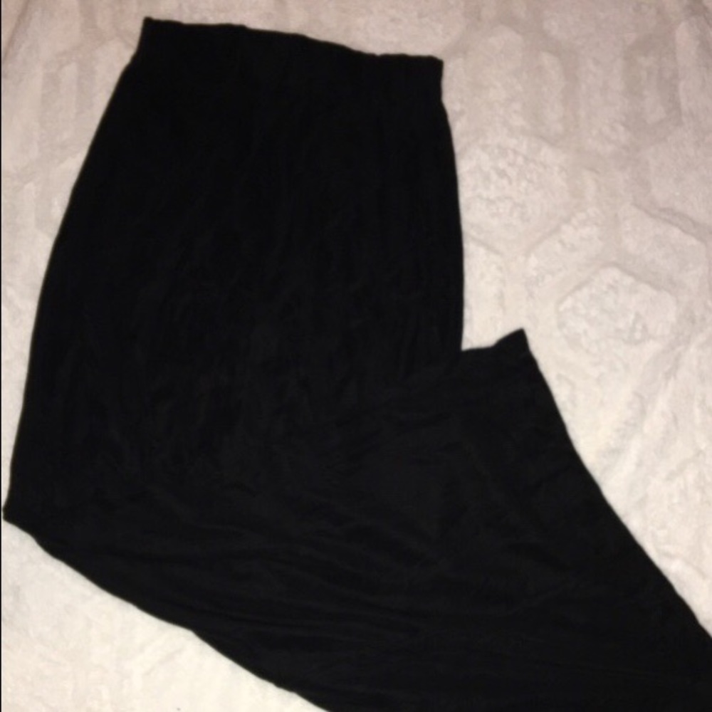 Long black skirt