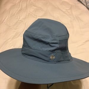 New Columbia Hiking Hat