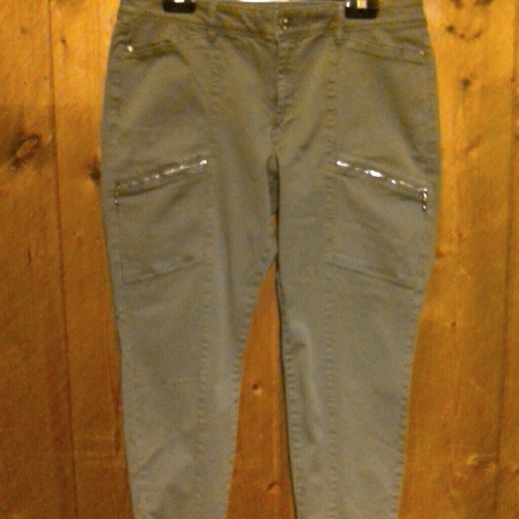 Pants - White House/ Black Market  Skinny Crop