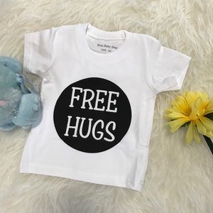 😍 Free Hugs baby and toddler T shirt 😍