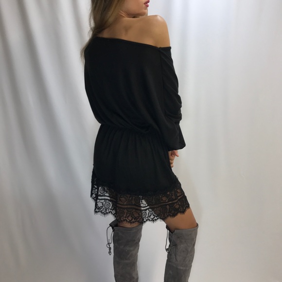 Solddd Outtt - Picture 2 of 3