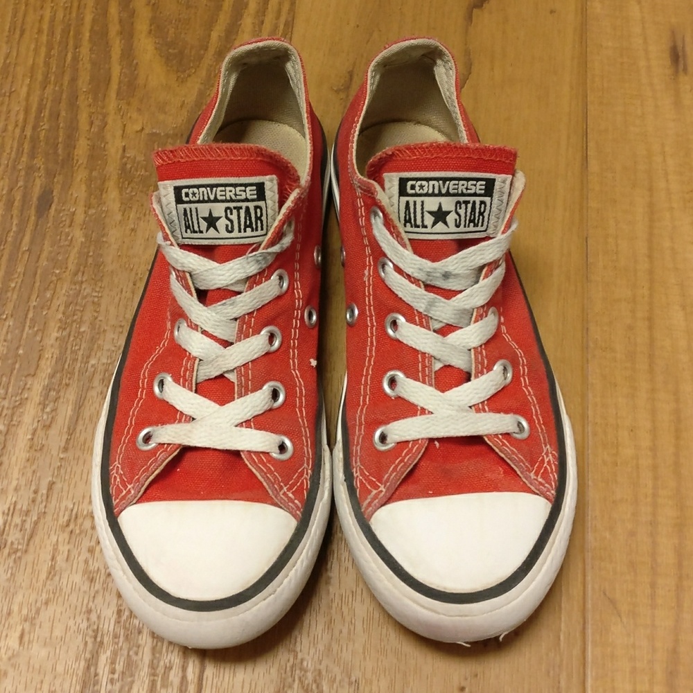 Red Converse Low Tops Youth - Picture 5 of 5