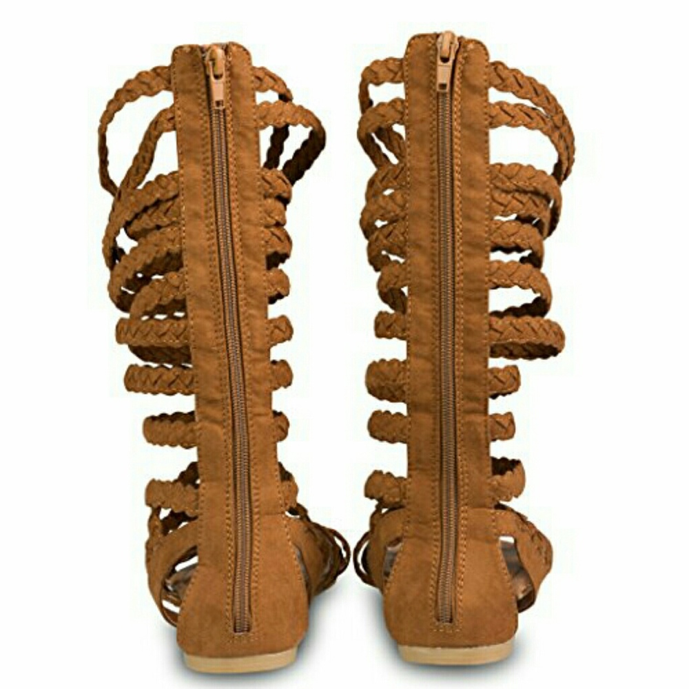 Cute Gladiator Flats Sandals Size 8W & 10W - Picture 3 of 3