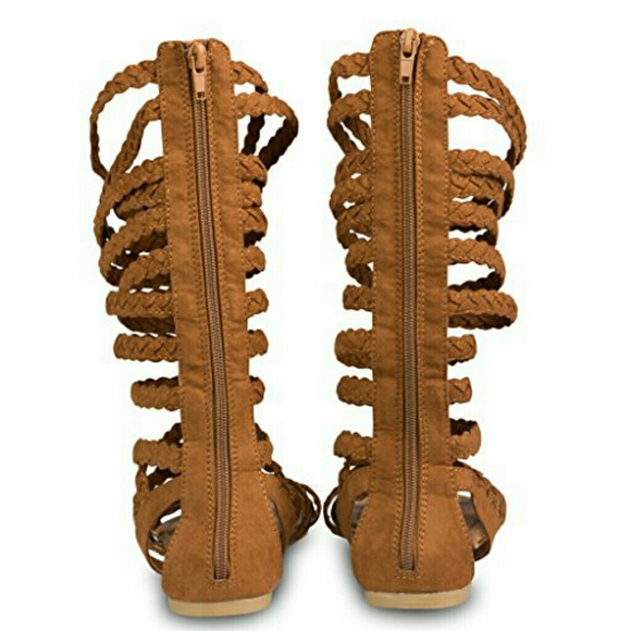 Cute Gladiator Flats Sandals Size 8W & 10W - Picture 3 of 3