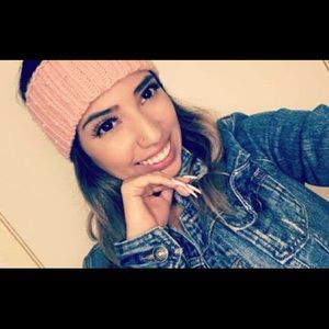 Meet your Posher, Gilma