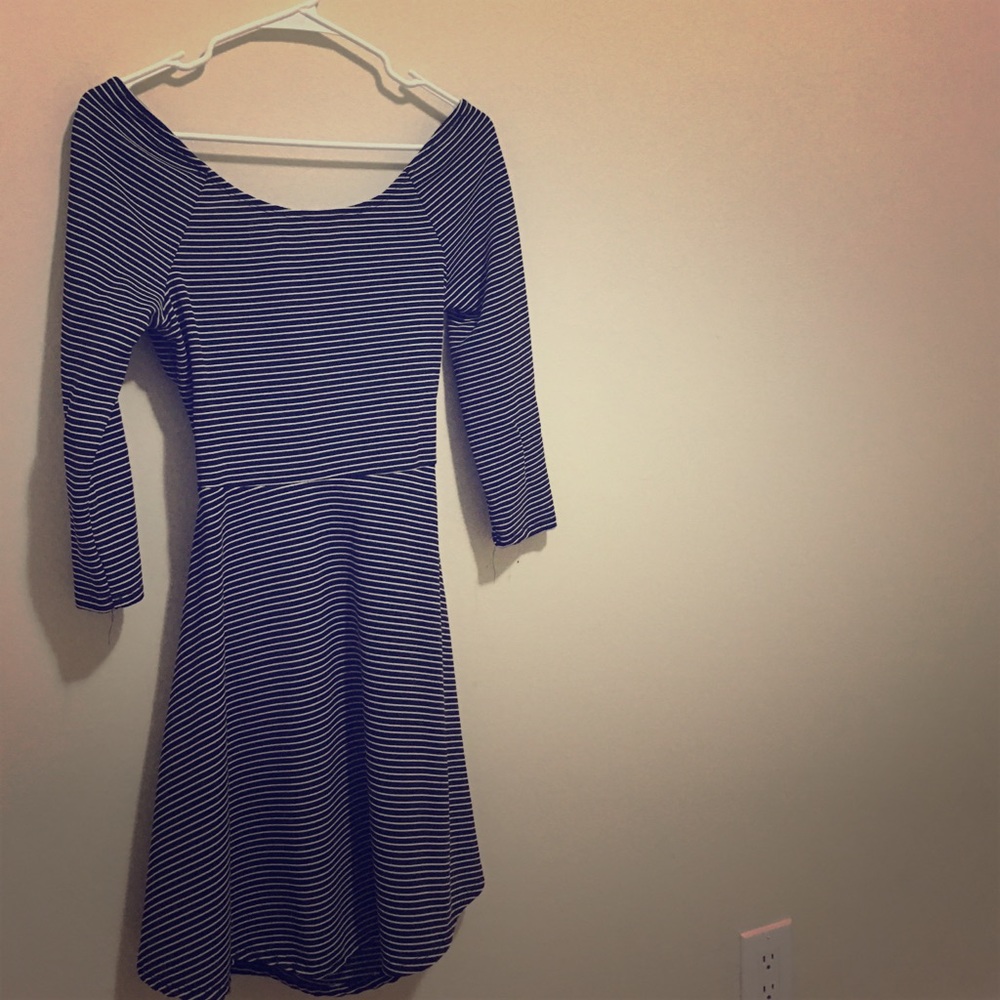 👗Black and white horizontal striped dress