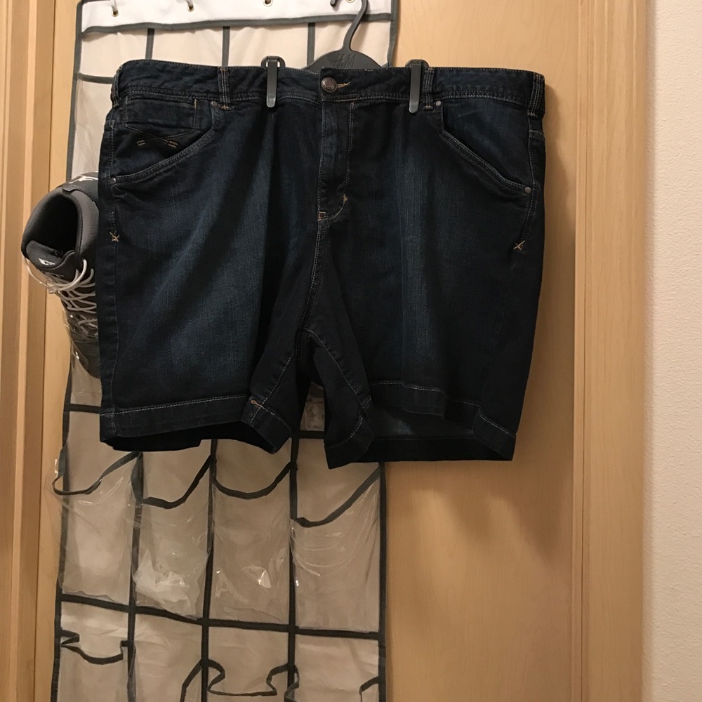 Lane Bryant shorts