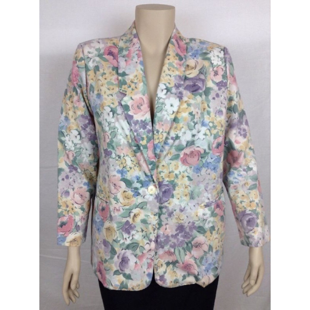 Sale ❗️Jaclyn Smith Floral Suit Blazer ✨✨