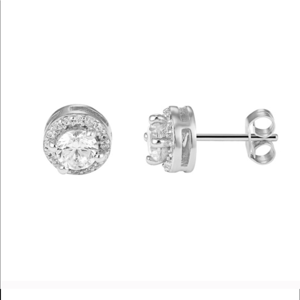 5⭐️ RATED NEW HEARTS AND ARROWS STUDS - Picture 8 of 8