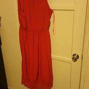 Donna Ricco sexy red dress